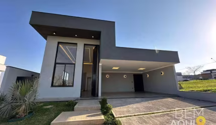 Casa à venda no Condomínio Reserva Central Parque - Salto/SP