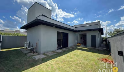 Casa com 3 dormitórios à venda, 174 m² por R$ 1.350.000,00 - Condomínio Residencial Una - Itu/SP