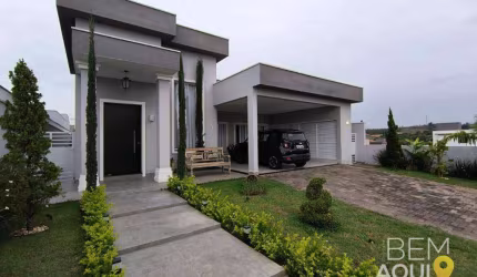 Casa à venda no Condomínio Portal dos Bandeirantes - Salto/SP