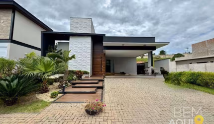 Casa à venda no Condomínio Portal dos Bandeirantes - Salto/SP