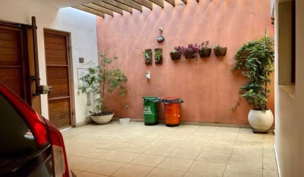 Casa 3 dormitórios 2 suítes 2 vagas Vila Nova Caledônia