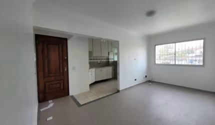APARTAMENTO  HÁ 100 METROS DO COLÉGIO EMILIE DE VILLENEUVE, NO MELHOR DA VILA MASCOTE !