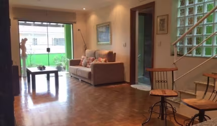 SOBRADO COM FINO ACABAMENTO, NO MELHOR DO JARDIM PRUDÊNCIA !