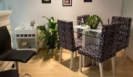 PRÉDIO SEMI-NOVO, APARTAMENTO COM FINO ACABAMENTO NO MELHOR DA VILA MASCOTE !