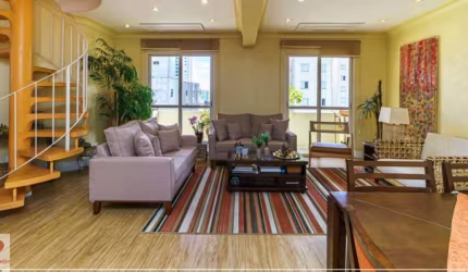 Cobertura Duplex com 231 m² bem distribuídos e muito iluminada, 3 dormitórios com 2 suítes, 4 vagas.