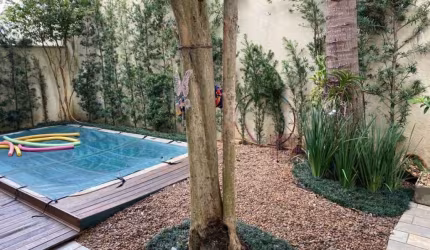 Casa 4 dormitórios 4 suítes 3 vagas Condomínio fechado Jardim Prudência