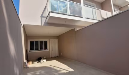 CASA NOVA EM RUA FECHADA COM SEGURANÇA NO JARDIM MARAJOARA.