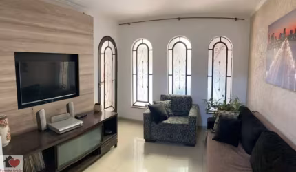 Casa Térrea 4 dormitórios 2 suítes São Caetano do Sul