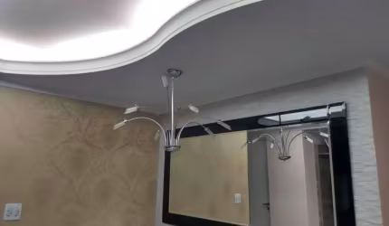 Apartamento 2 dormitórios 2 vagas fixas em andar alto 300 metros da Avenida Cursino