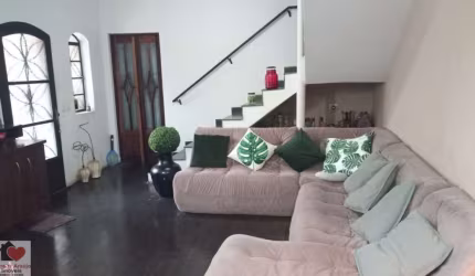 SOBRADO JARDIM DA GLÓRIA 4 DORMITÓRIOS 1 SUITE 4 VAGAS COM QUINTAL