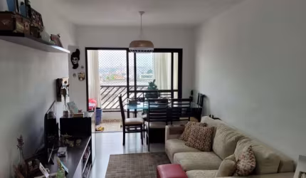 APARTAMENTO REPLETO DE ARMÁRIOS, NO MELHOR DA VILA SANTA CATARINA.