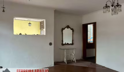 Sobrado localizado na região da Cupecê!