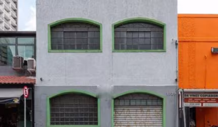 Loja de rua para venda, 140m²