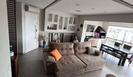 APARTAMENTO COM VARANDA GOURMET, NA REGIÃO DA VILA MASCOTE !
