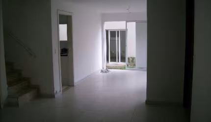 Sobrado 200m² 3 suítes ao lado do Metrô Campo Belo