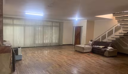 SOBRADO VILA ALEXANDRIA  400m2 TERRENO  04 DORMITORIOS 02 SUITES E  PISCINA Z.02