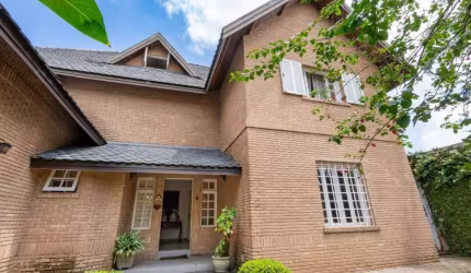 Chácara Monte Alegre, Casa 3 Dormitórios suítes, 4 Vagas à Venda R$ 3.550.000,00.