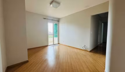 APARTAMENTO COM DUAS VAGAS DE GARAGEM, NO MELHOR DA VILA MASCOTE !