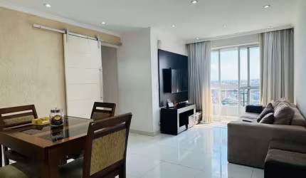 Lindo apartamento com 03 dormitórios, na Vila Santa Catarina