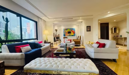 Apartamento de Luxo com 4 Suítes e 7 Vagas de Garagem à Venda no Campo Belo