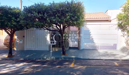 Casa à venda no bairro Parque das Aroeiras - São José do Rio Preto/SP