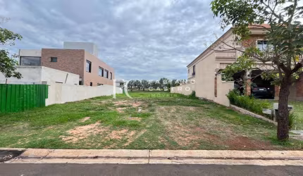 Residencial Quinta do Golfe Jardins - Ótimo Terreno Fundo para Campo no Quinta do Golfe Jardins!