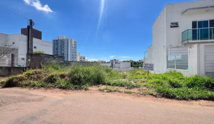 Terreno no bairro Paraíso