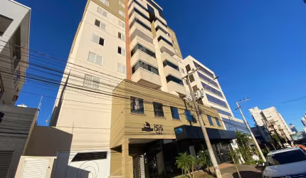 Apartamento mobiliado, pertinho do centro.
