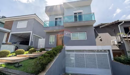 Casa na Granja Viana com 4 QUARTOS à venda de 312 m² por R$ 1.595.000,00 - Granja Viana - Cotia/SP