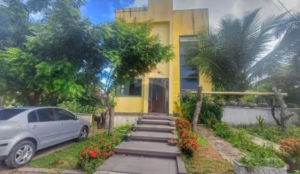 Vista Panorâmica e Sofisticação – Casa Exclusiva em Condomínio Fechado! ✨