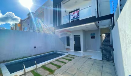 Casa com 3 quartos sendo 3 suítes em Carapibus - Conde PB.