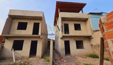 Casa para Venda em Rio das Ostras, Jardim Miramar, 2 dormitórios, 2 suítes, 1 banheiro, 1 vaga