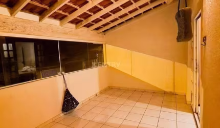 Sobrado com 211 m² à venda por R$ 585.000,00 , com 1 suíte mais 3 dormitório  -  Bairro Resid. Monte Alegre - Campo limpo Pta/SP