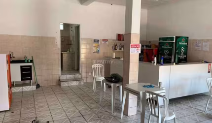 Casa (Sobrado) Edícula e Salão Comercial ) à VENDA em ótima localização no Jardim Tarumã, Jundiaí, SP