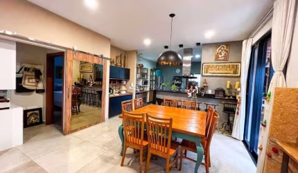 Casa térrea, com 3 suítes, excelente localização - Jundiaí - SP