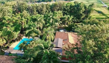 Sítio Mobiliado à venda ou locação com 20.000 m² de área total, Piscina,Quadra de Beach Tennis - Fazenda primavera - ITATIBA/SP
