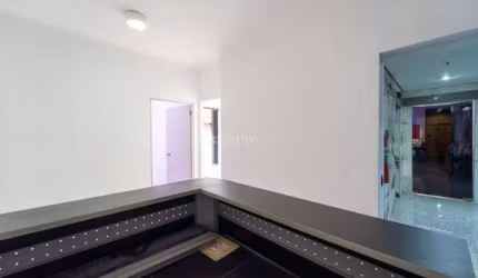 Linda Sala/Loja, 125 m² à Venda no Centro Empresarial 9 de Julho, com frente para o Shopping Paineiras e Av. 9 de Julho  - Chácara Urbana - Jundiaí/SP