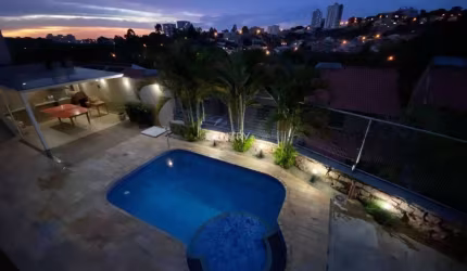 Casa à Venda com 3 Suítes, escritório, piscina aquecida e Home cinema em excelente localização  Jundiaí SP