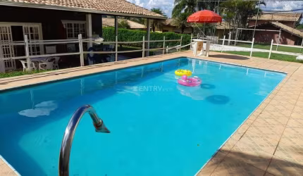 CASA TÉRREA À VENDA EM CONDOMÍNIO COM CACHOEIRA, 3 DORMITÓRIOS, 1 SUÍTE, PISCINA, ÁREA DE LAZER, ITUPEVA-SP