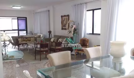 Apartamento amplo no melhor do bairro Aldeota com 220m²