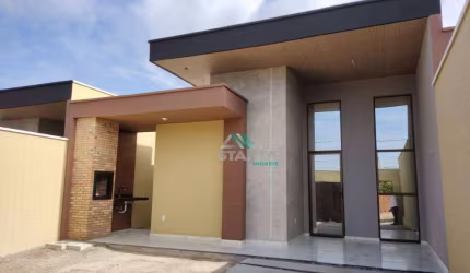 Casa Plana NOva com excelente acabamento, 3 suítes