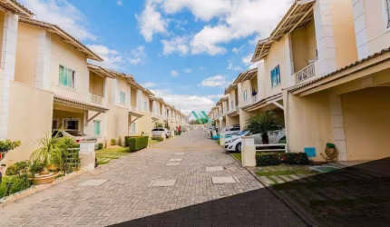 Casa com 4 dormitórios à venda, 200 m² por R$ 550.000,00 - Messejana - Fortaleza/CE