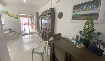 Sobrado/ Duplex 2 Dormitórios à venda no Bairro Zona Nova com 66 m² de área privativa