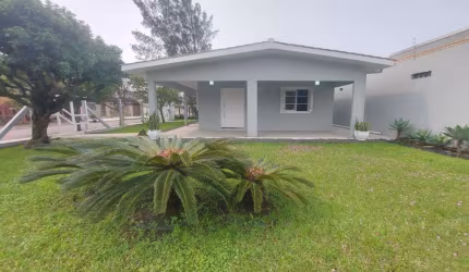 Casa 2 Dormitórios à venda no Bairro Zona Nova com 130 m² de área privativa - 1 vaga de garagem