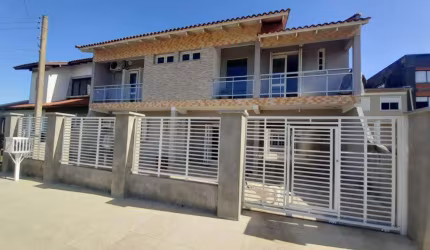 Casa 4 Dormitórios à venda no Bairro Zona Nova com 249 m² de área privativa - 3 vagas de garagem