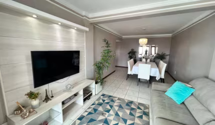 Apartamento 3 Dormitórios à venda no Bairro Centro com 93 m² de área privativa - 1 vaga de garagem