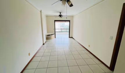 Apartamento 3 Dormitórios à venda no Bairro Centro com 116 m² de área privativa - 1 vaga de garagem