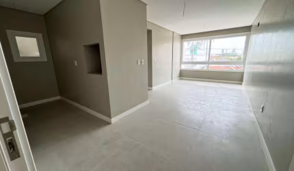 Apartamento 2 Dormitórios à venda no Bairro Centro com 70 m² de área privativa - 1 vaga de garagem