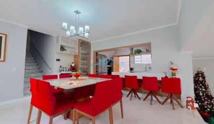 Casa à venda e para alugar em Florianópolis, Centro, com 4 quartos, com 203 m²