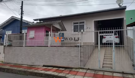 Casa com 3 quartos à venda na Rua Santarém, 300, Forquilhas, São José por R$ 481.000